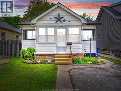 990 Campbell AVENUE Windsor, ON N9B 2J2