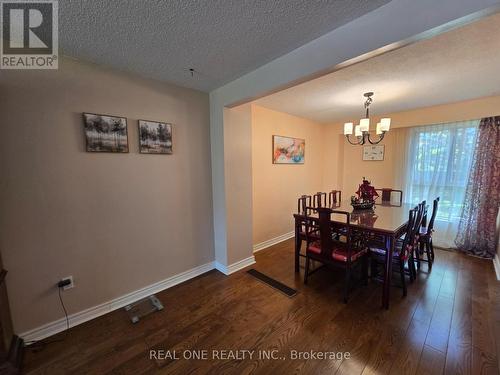 174 Rusty Crestway, Toronto, ON 