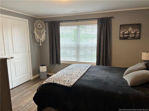 8 Spring Dr, Saint John, NB 