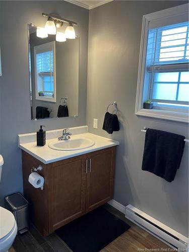 8 Spring Dr, Saint John, NB 