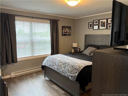 8 Spring Dr, Saint John, NB 