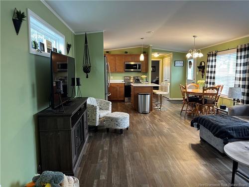 8 Spring Dr, Saint John, NB 