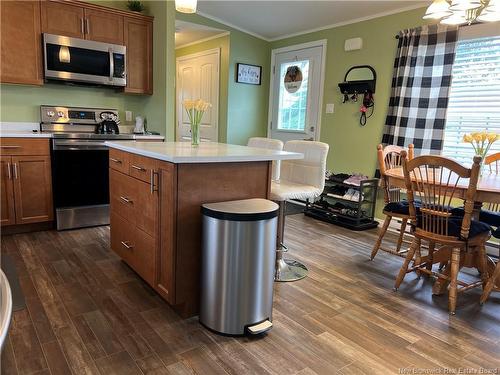 8 Spring Dr, Saint John, NB 