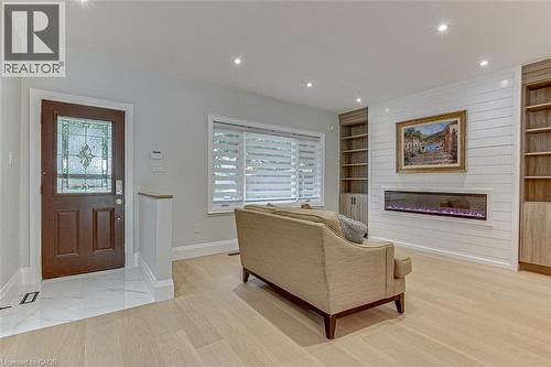 Entry And Living Room - 33 Tyrell Street, Simcoe, ON - Indoor