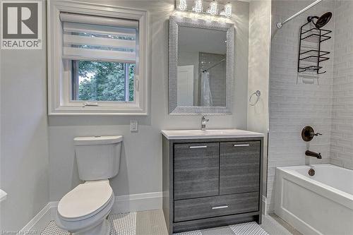 4 Piece Bath on Second Level - 33 Tyrell Street, Simcoe, ON - Indoor Photo Showing Bathroom