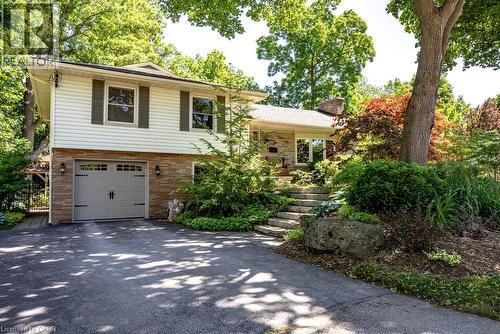 589 Sharalin Court, Burlington, ON 