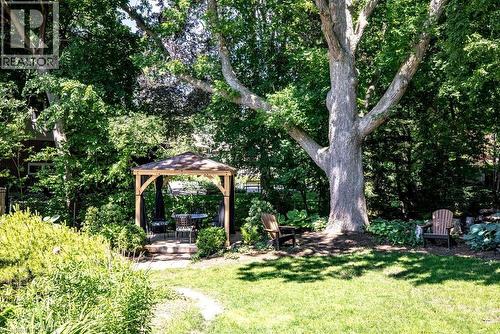 589 Sharalin Court, Burlington, ON 