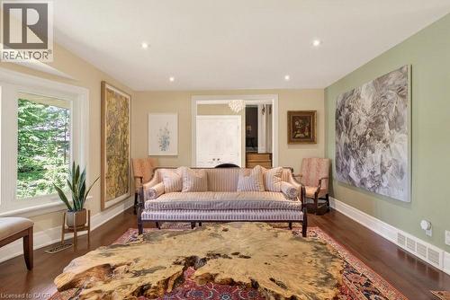 589 Sharalin Court, Burlington, ON 