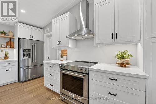 Stainless Steel Appliances - 1093 Highway 141 Drive, Seguin, ON 