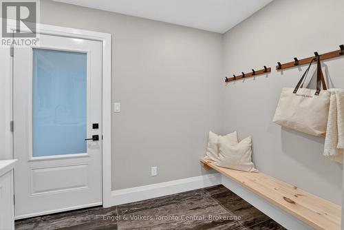 Mudroom with entry from garage - 1093 Highway 141 Drive, Seguin, ON 