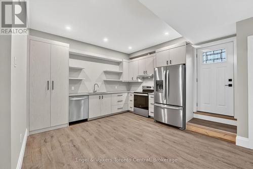 Apartment Kitchen - 1093 Highway 141 Drive, Seguin, ON 