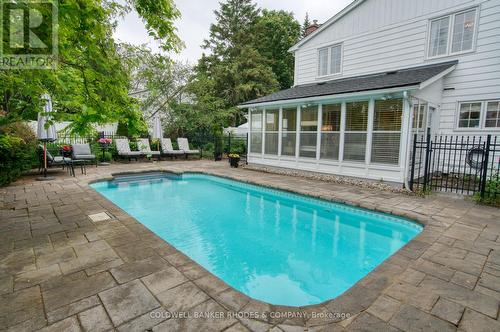 1666 Amberdale Crescent, Ottawa, ON 