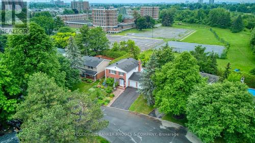 1666 Amberdale Crescent, Ottawa, ON 