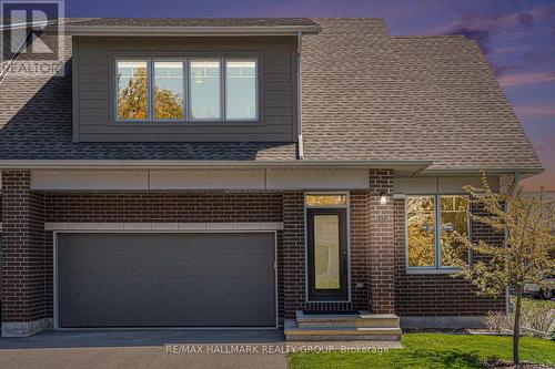 17 Leeming Drive, Ottawa, ON 