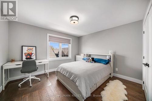 17 Leeming Drive, Ottawa, ON 