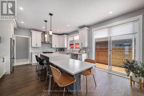 17 Leeming Drive, Ottawa, ON 