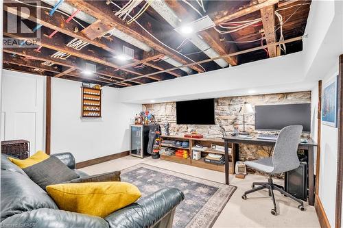 76 Pearl Street N, Hamilton, ON 