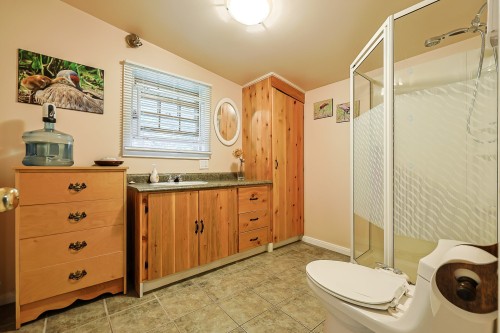 Salle de bains - 24  - 26 Ch. Des Écureuils, Ripon, QC 