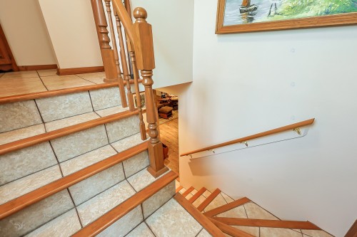 Escalier - 24  - 26 Ch. Des Écureuils, Ripon, QC 