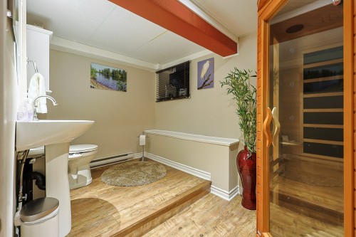 Salle de bains - 24  - 26 Ch. Des Écureuils, Ripon, QC 