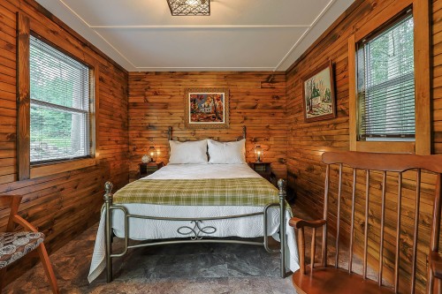 Chambre à coucher - 28 Ch. Des Écureuils, Ripon, QC 