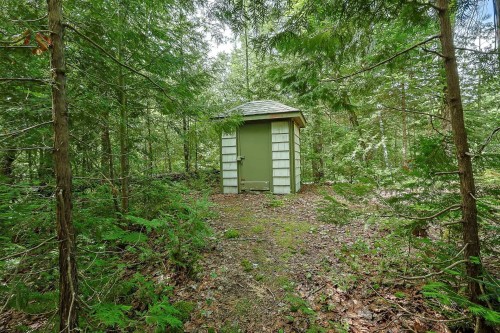 Remise - 28 Ch. Des Écureuils, Ripon, QC 