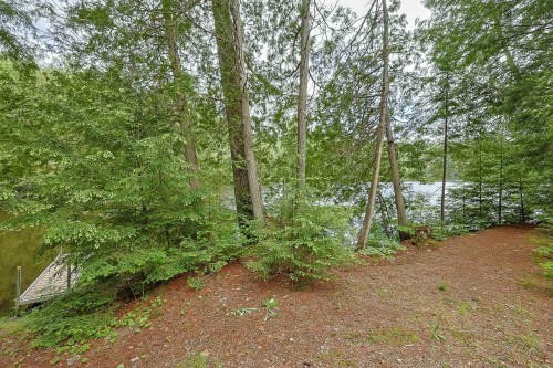 Bord de l'eau - 28 Ch. Des Écureuils, Ripon, QC 