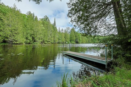 Bord de l'eau - 28 Ch. Des Écureuils, Ripon, QC 