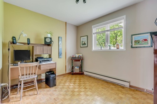 Chambre à coucher - 100 Rue Éric, Québec (Charlesbourg), QC 