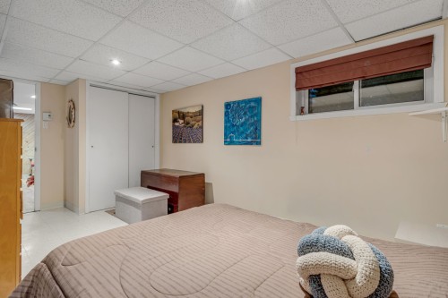 Chambre à coucher - 100 Rue Éric, Québec (Charlesbourg), QC 