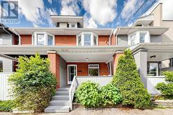 648 PAPE AVENUE Toronto, ON M4K 3S3