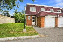 94 - 249 ROMULUS PRIVATE  Ottawa, ON K1K 3Y2