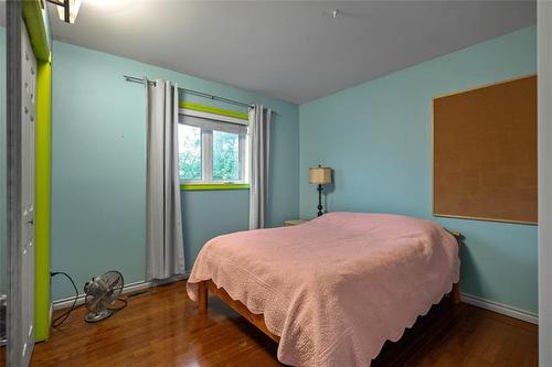 325 Headmaster Row, Winnipeg, MB 