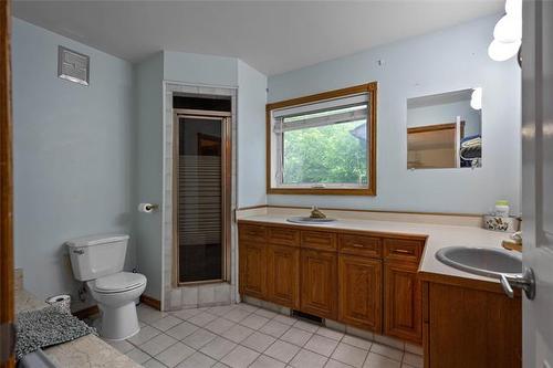 325 Headmaster Row, Winnipeg, MB 