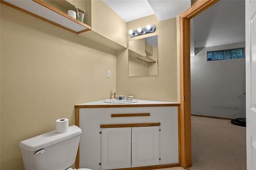 325 Headmaster Row, Winnipeg, MB 