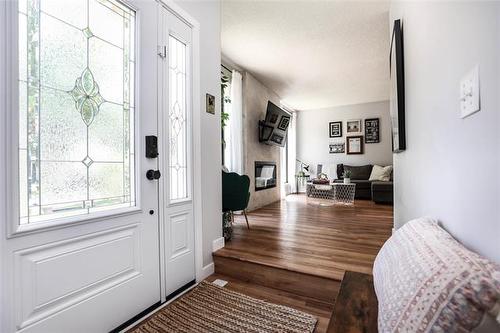 11 Hobart Pl, Winnipeg, MB 