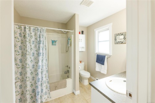 #203-1908 Bowen Rd, Nanaimo, BC 