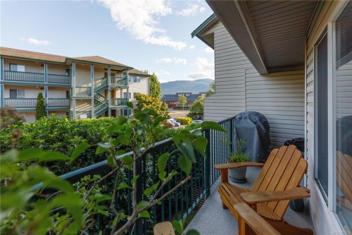 #203-1908 Bowen Rd, Nanaimo, BC 
