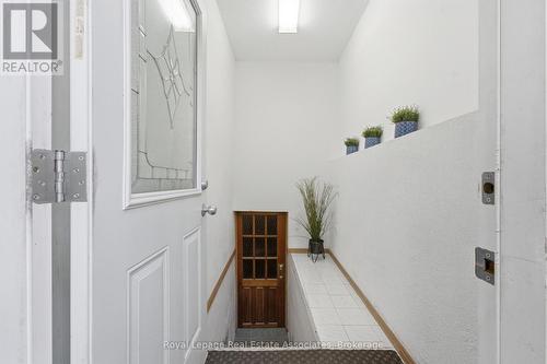 64 Eaglewood Boulevard, Mississauga, ON 