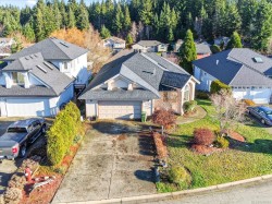 3845 Keeha Dr Port Alberni, BC V9Y 8C8
