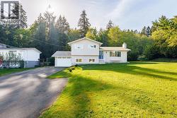 1931 Cinnabar Dr Nanaimo, BC V9X 1C3