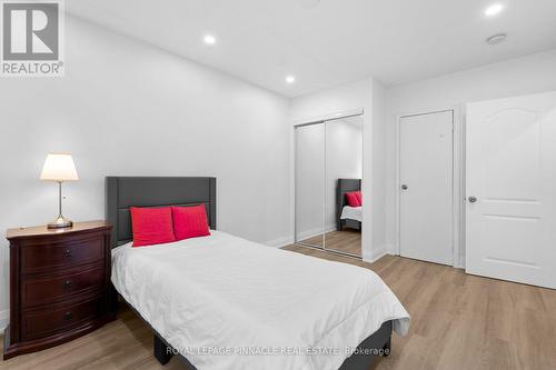 3361 The Credit Woodlands, Mississauga, ON 