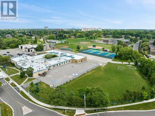 3361 The Credit Woodlands, Mississauga, ON 