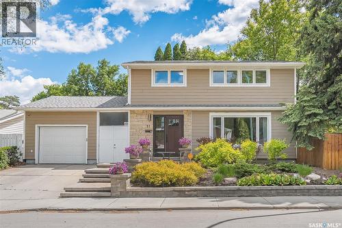 77 Potter CRESCENT  Saskatoon, SK S7H 3L2
