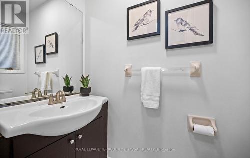 2470 Strathmore Crescent, Mississauga, ON 