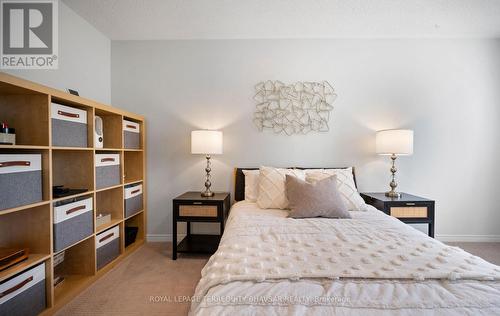 2470 Strathmore Crescent, Mississauga, ON 