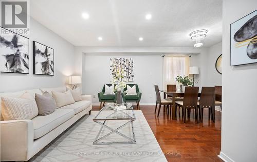 2470 Strathmore Crescent, Mississauga, ON 