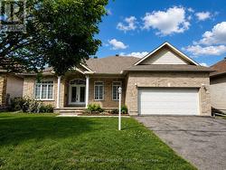 18 HARTSMERE DRIVE  Ottawa, ON K2S 1K2