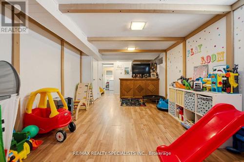377 Karen Park Crescent, Mississauga, ON 