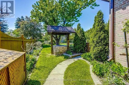 377 Karen Park Crescent, Mississauga, ON 